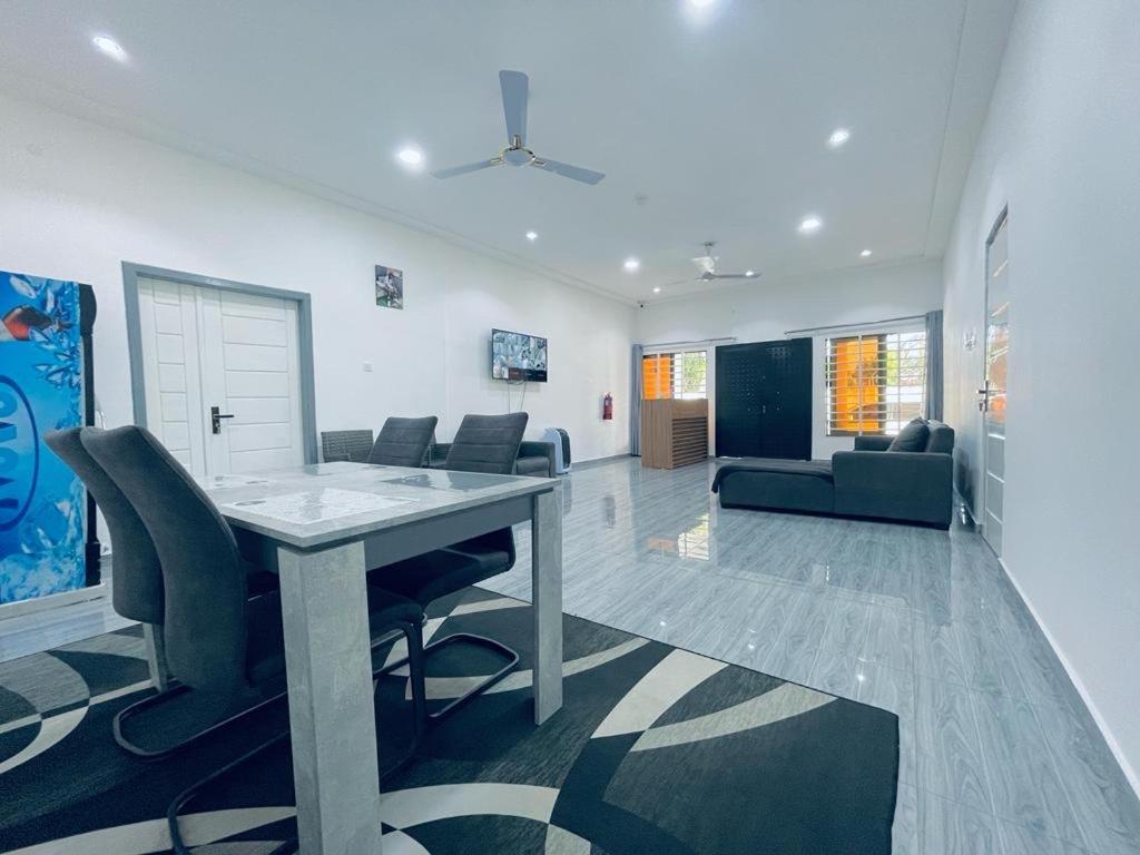 Rakka Guest House Adenta Екстер'єр фото